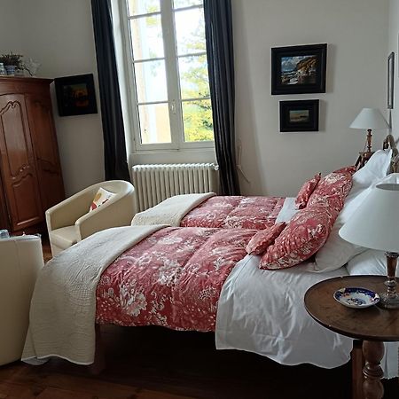 Castel La Bergerie Panzió Laglorieuse Kültér fotó
